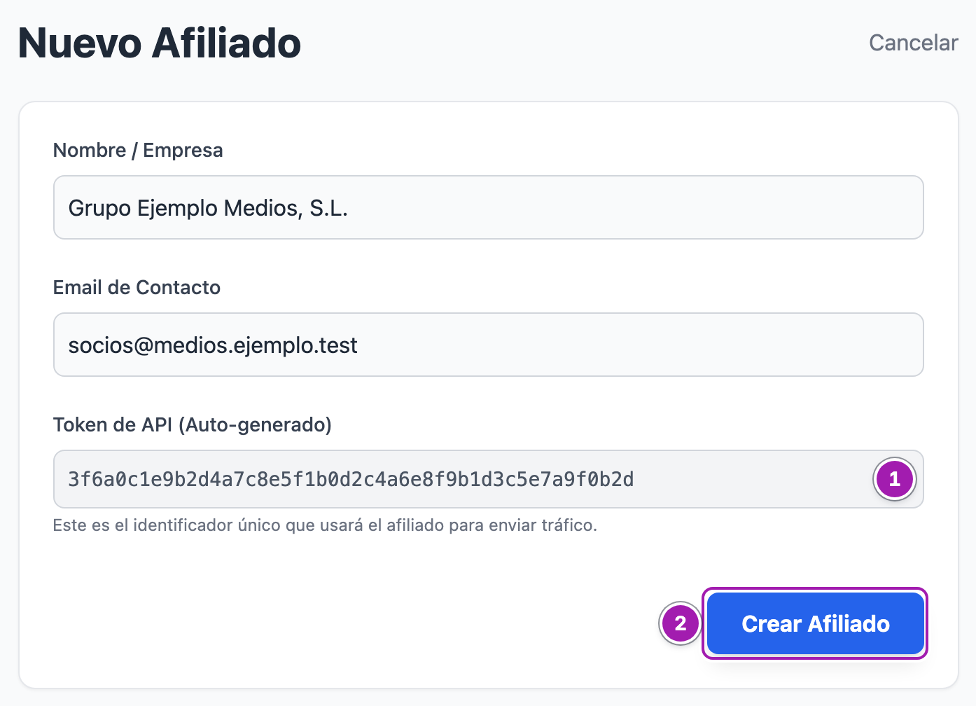 Pantalla «Nuevo Afiliado» con el nombre y el email de contacto escritos, el «Token de API (Auto-generado)» ya relleno (1) y el botón «Crear Afiliado» (2).