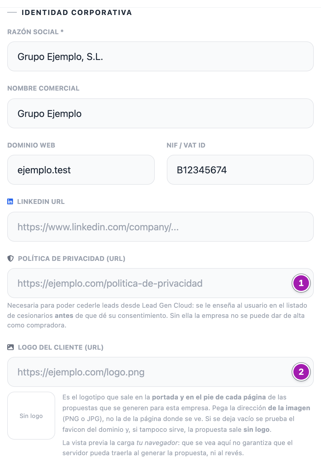 Apartado «Identidad Corporativa» del panel «Editar Empresa»: razón social, nombre comercial, dominio, NIF, LinkedIn, «Política de privacidad (URL)» (1) y «Logo del cliente (URL)» (2) con su vista previa y su texto de ayuda.