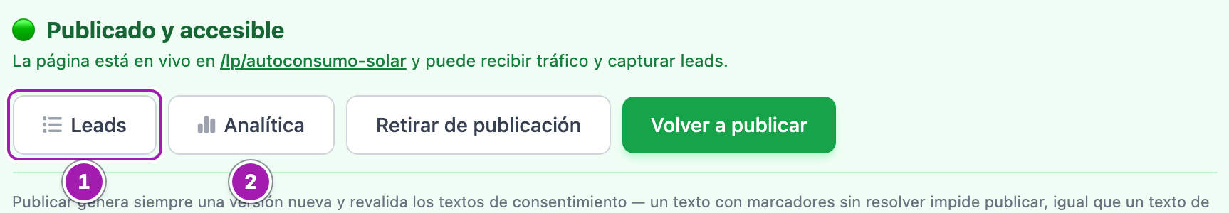 Recuadro de estado de un portal publicado, con los botones «Leads» (1) y «Analítica» (2).