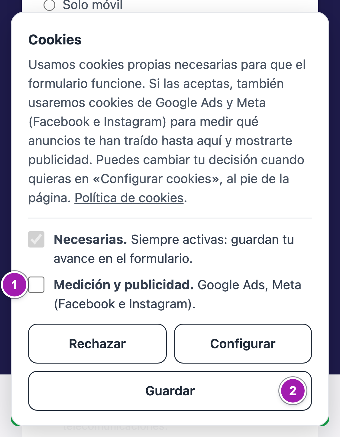 Aviso de cookies desplegado con «Configurar»: las cookies necesarias, siempre activas, y la casilla «Medición y publicidad» (1); el botón «Aceptar» pasa a decir «Guardar» (2).