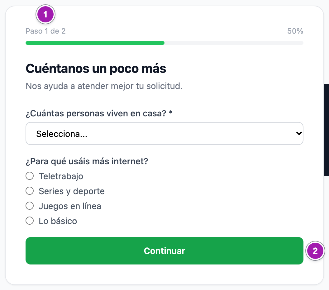 Primer paso de un portal en el móvil, después del código por SMS: «Paso 1 de 2» con su barra (1), «Cuéntanos un poco más», las preguntas de la encuesta y «Continuar» (2).